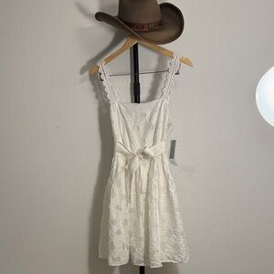 BNWT French Connection Size 4 Summer White Mini Dress